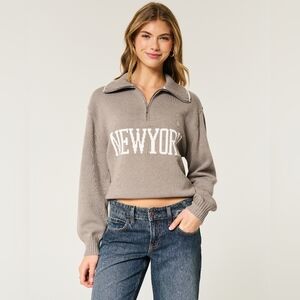 Hollister Oversized New York Graphic Half-Zip Sweater in Medium